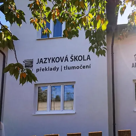 Stunning In W Wifi And 1 Bedrooms Apartman